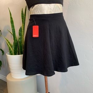 Black skater skirt